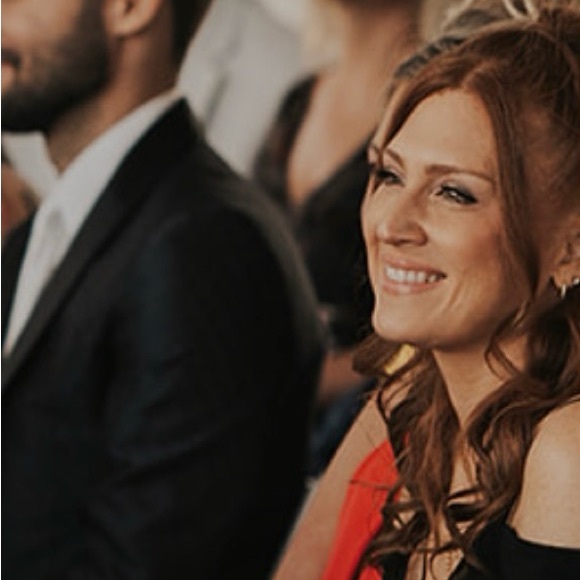 Meet your Posher, Kassi - Picture 1 of 1